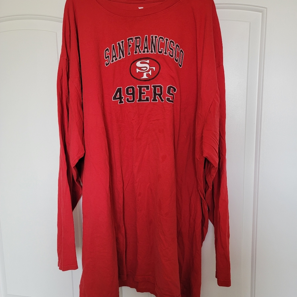Mens big and tall long sleeved shirt